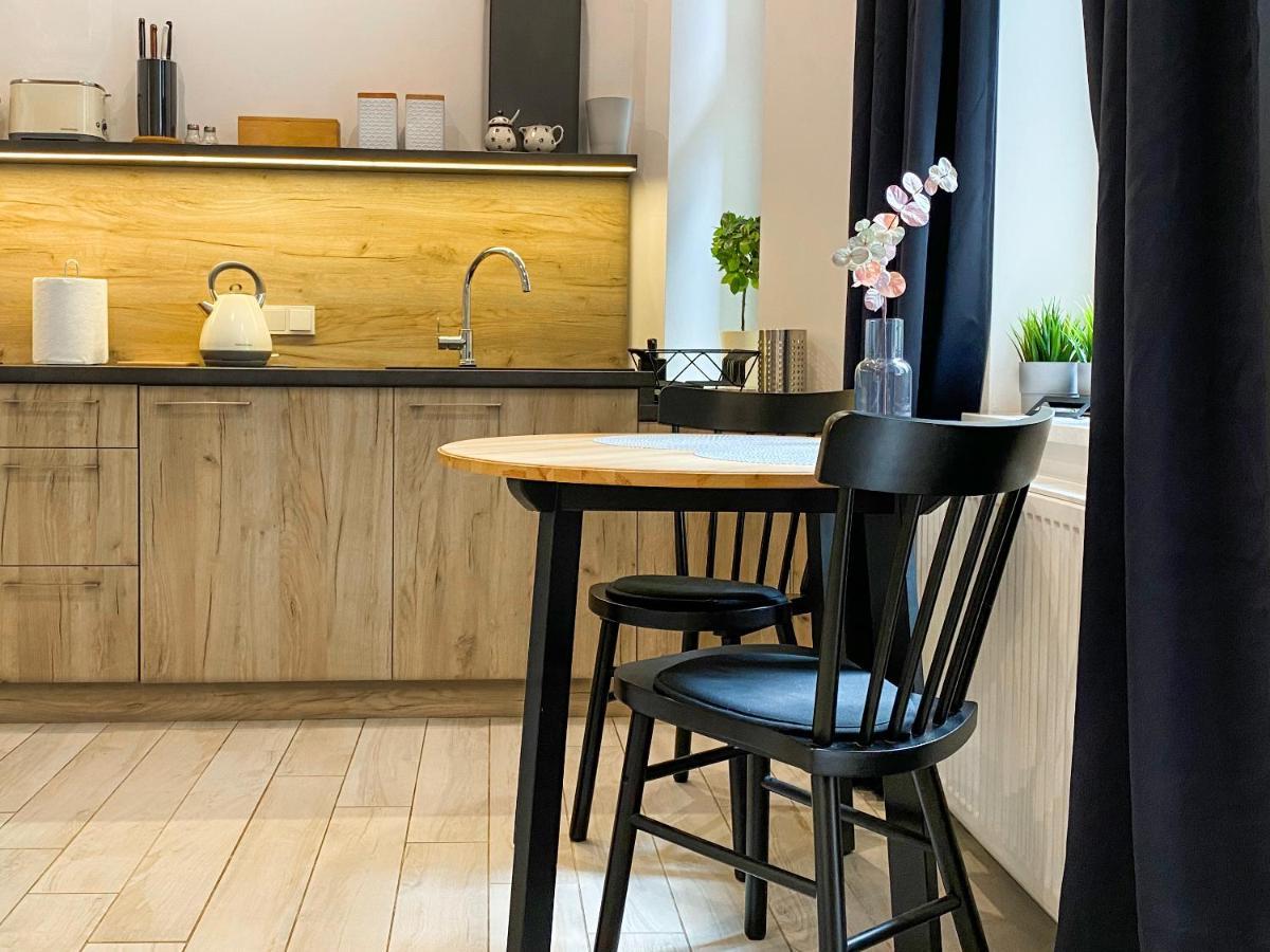 Beautiful Studio For Couples With Air Conditioning - Old Town & Main Station 克拉科夫 外观 照片