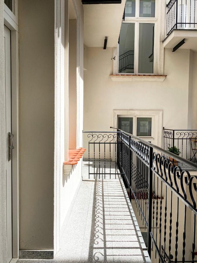 Beautiful Studio For Couples With Air Conditioning - Old Town & Main Station 克拉科夫 外观 照片